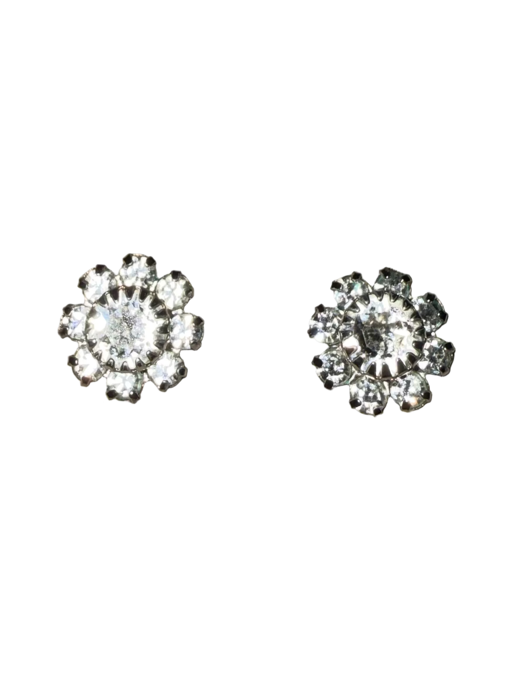 Tudor Monogram Earring Stud